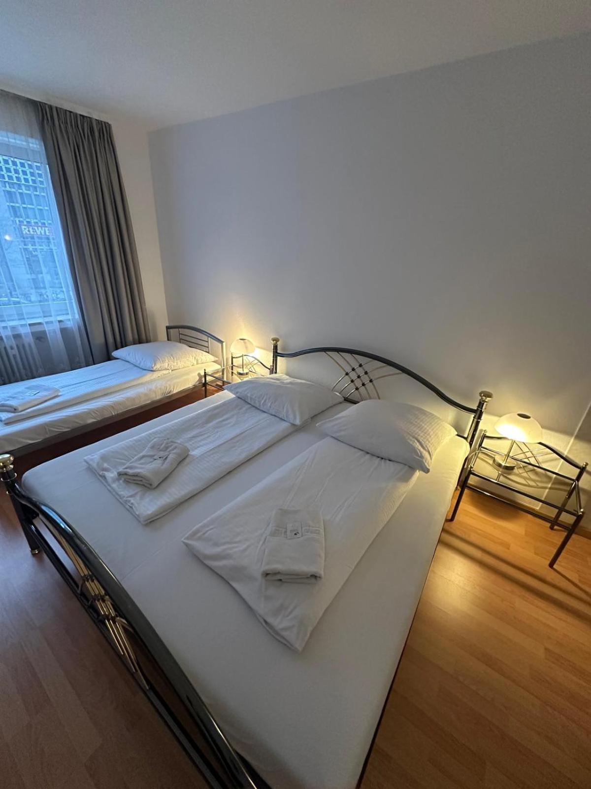 Hotel-Pension Asta München Kültér fotó