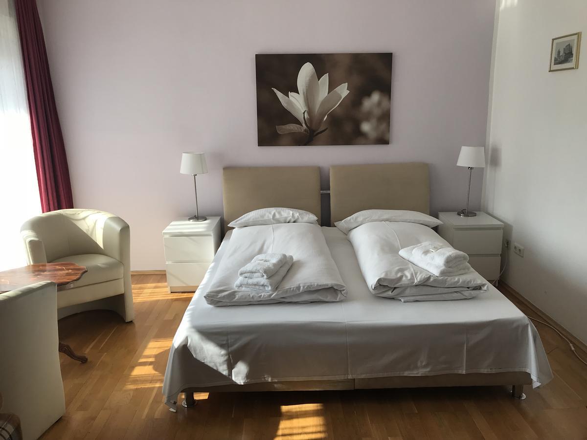Hotel-Pension Asta München Kültér fotó